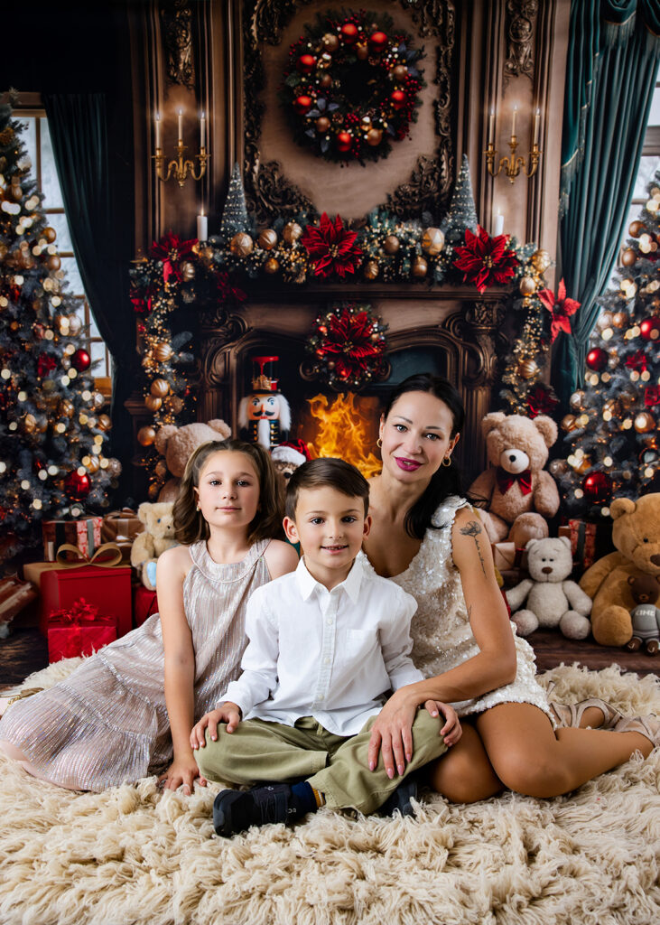 Christmas mini session with mom and child in San Ramon, California